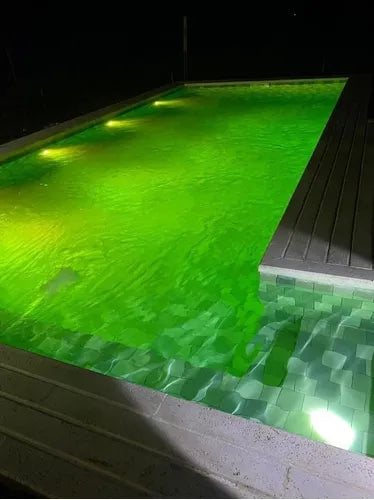 Luces de colores para piscinas